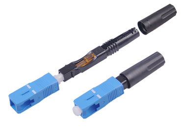 SC / UPC lif Optik Konnektörler Mavi Renk 10N Kaplı Mukavemet 50N Gerilim